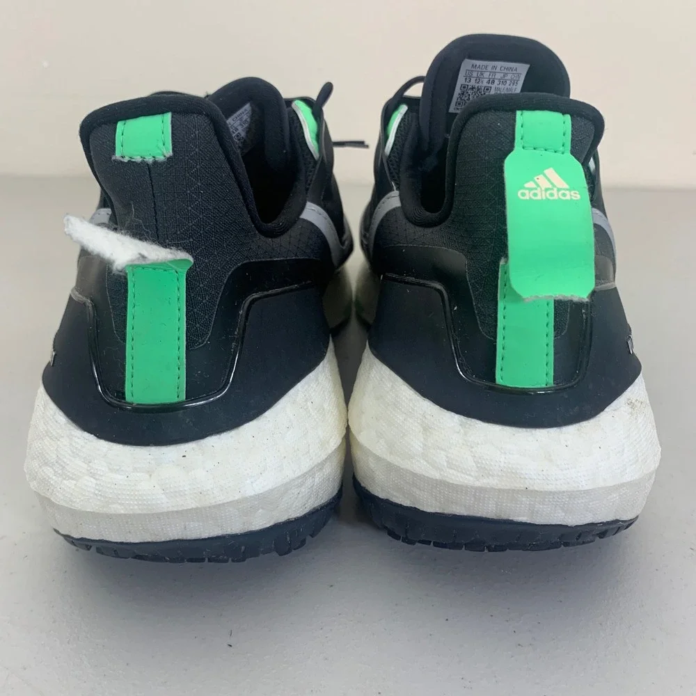 Adidas Ultraboost 22 GTX Sneakers Mens 13 Black Green Waterproof Running GX9127